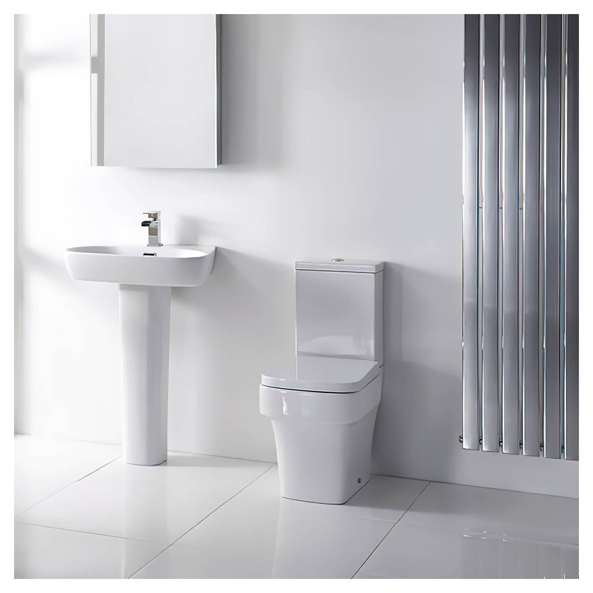 Aqua Medici Close Coupled Toilet With Soft Close Seat And Cistern BIQR6PAN