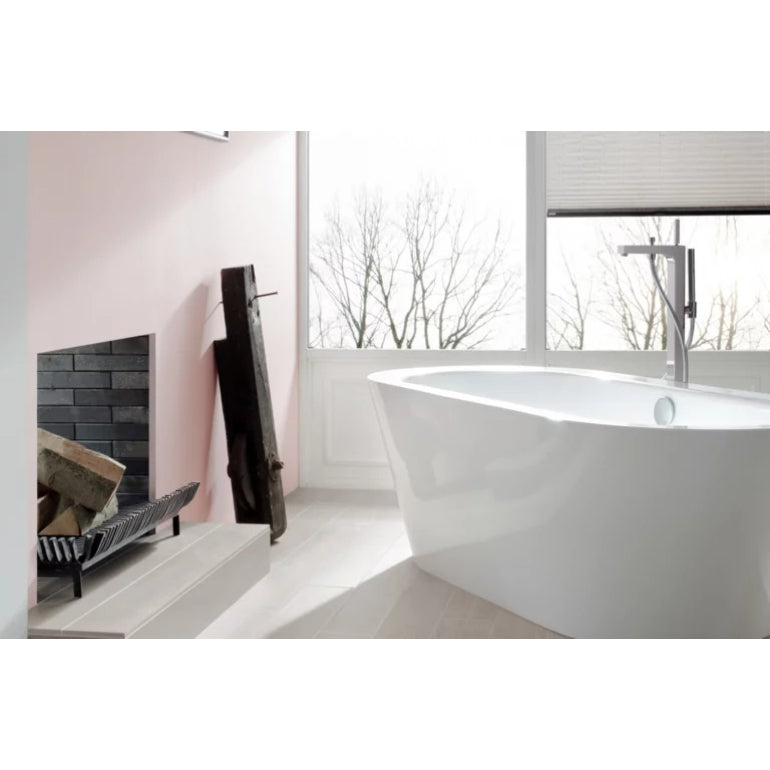 Bette Starlet Oval Silhouette Bath