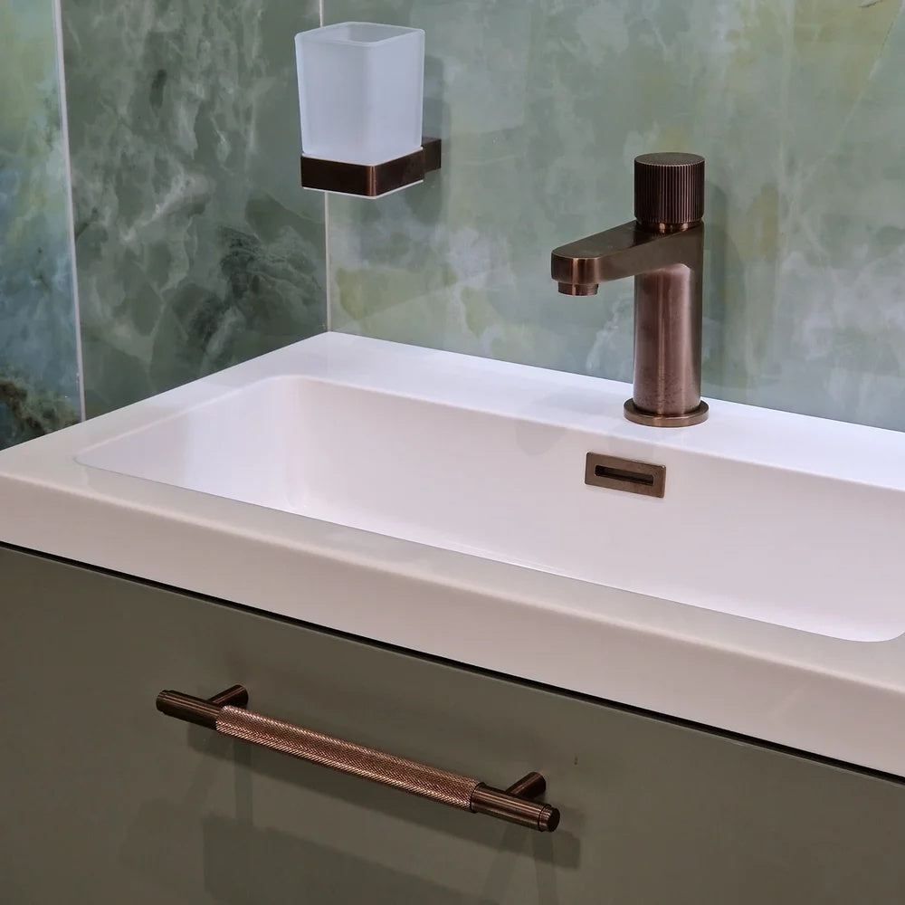 Luxe81 Knurled 250mm Handle 192mm Centres – Tiles and Beyond | West London