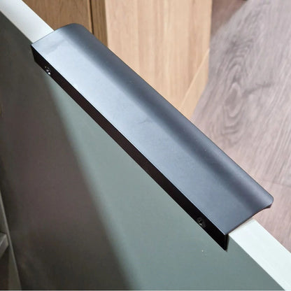 Luxe81 Flat 200mm Handle 160mm Centres