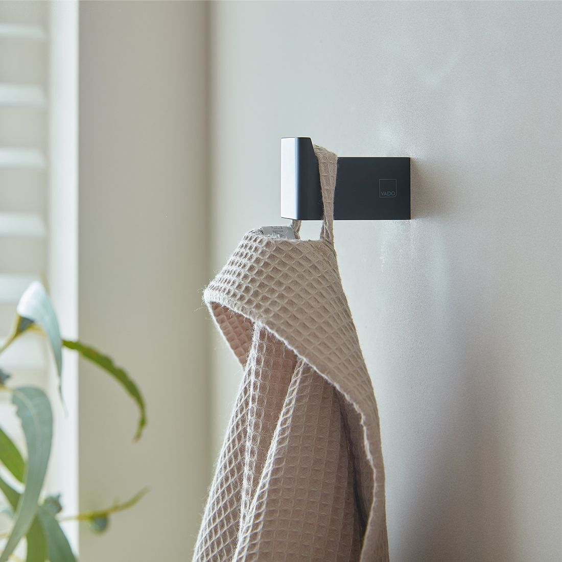 Vado Robe Hook