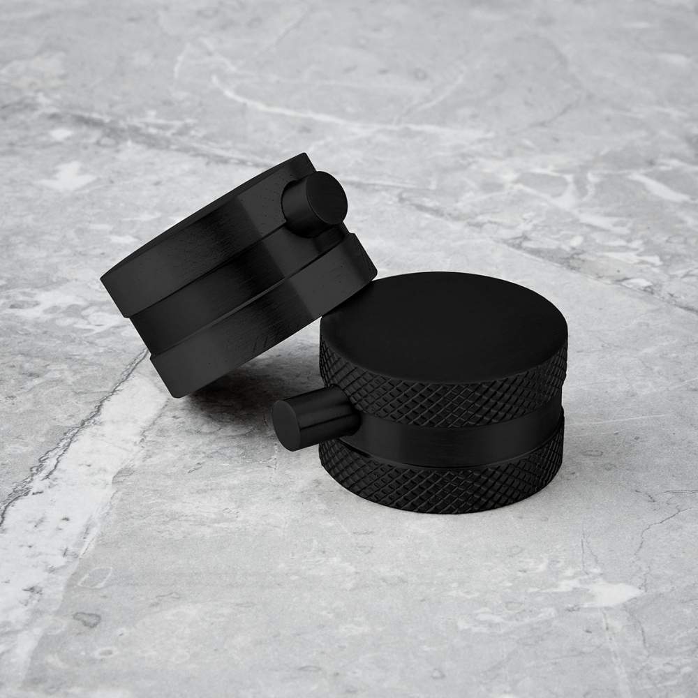 Luxe81 Core Twin Head Rigid Riser Shower Kit