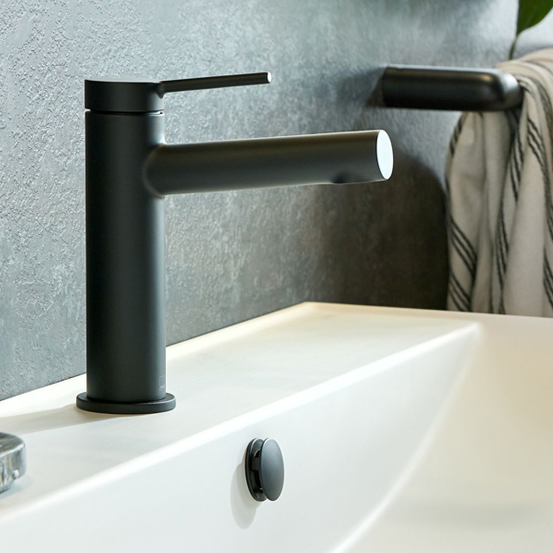 Vado Safari Lever Cold Start Mono Basin Mixer for Low Pressure System with Universal Basin Waste
