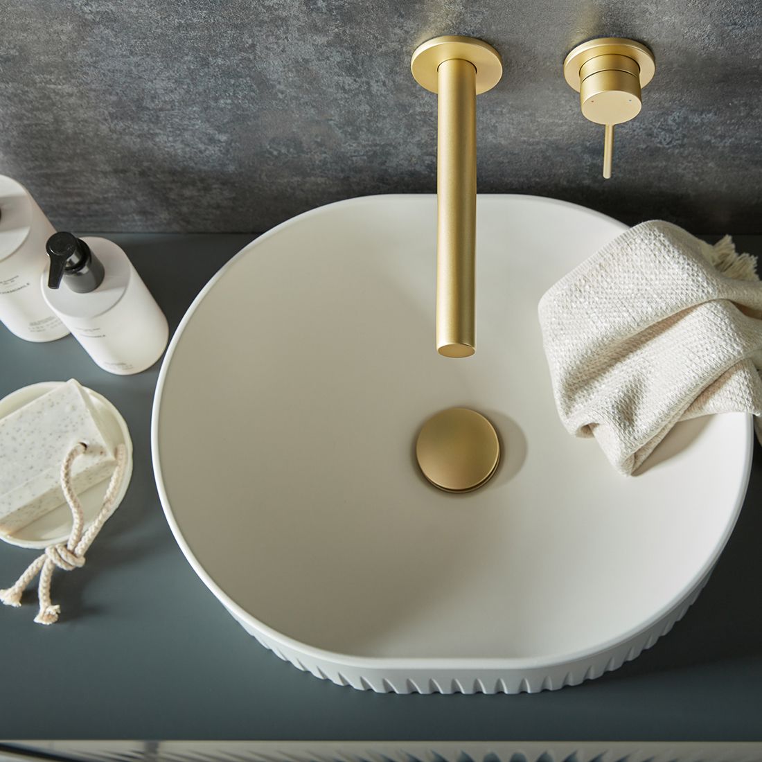 Vado Safari Fluted Countertop Basin - Round