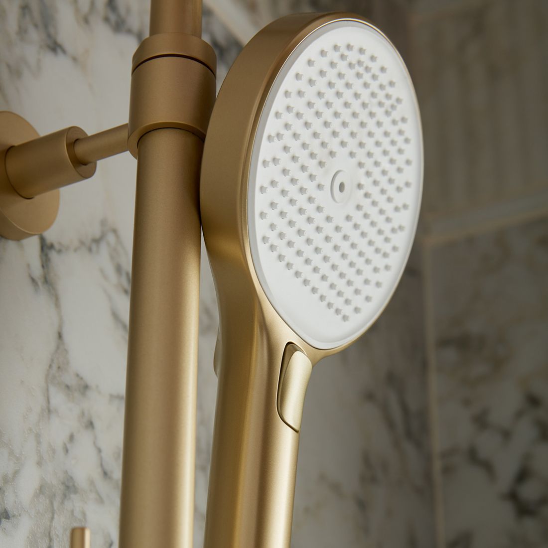 Vado Safari Multi Function Shower Handset supplied with 6 l/min Flow Regulator