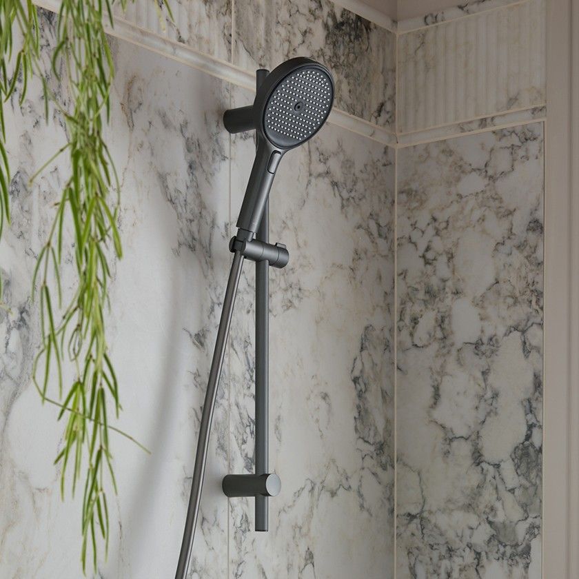 Vado Safari Multi Function Slide Rail Shower Kit supplied with 6 l/min Flow Regulator
