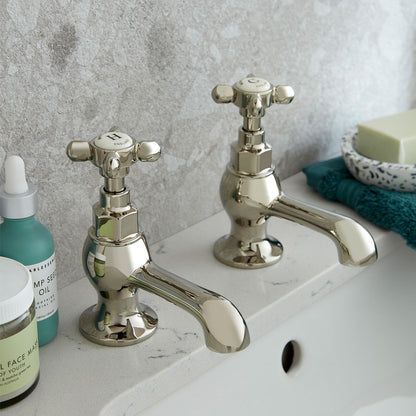 Vado Axbridge Basin Pillar Taps