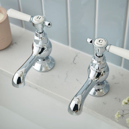 Vado Axbridge Basin Pillar Taps